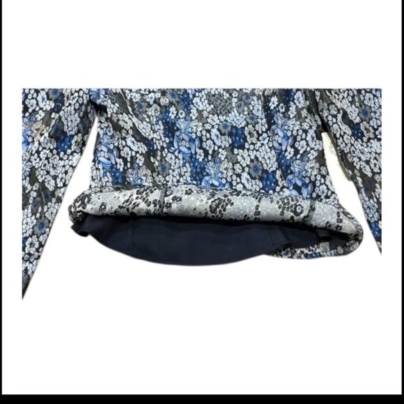 Hyacinth House Priscilla Puff Sleeve Top XS NWT Blue Jacquard Floral Blouse - Picture 5 of 11